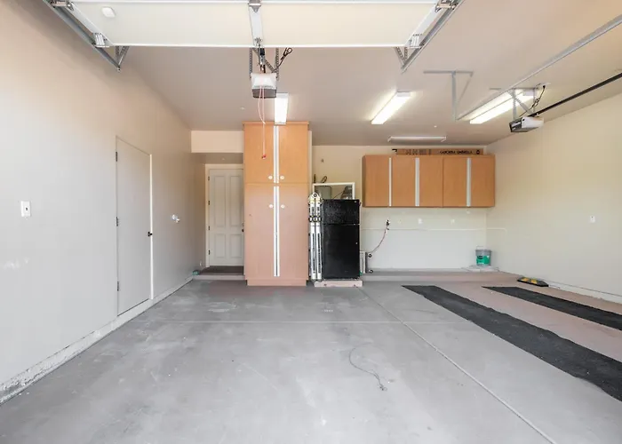 Desert Oasis- Luxury Private Pool Pet Friendly