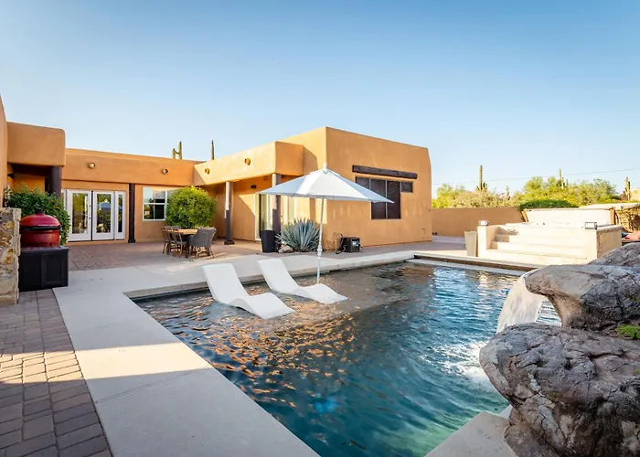 Desert Oasis- Luxury Private Pool Pet Friendly *