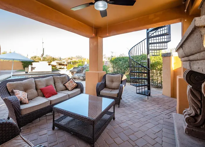 Desert Oasis- Luxury Private Pool Pet Friendly Vakantiehuis *